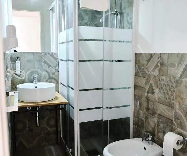 Mercede 4*