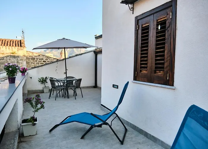 بيت ضيافة Mercede 4*